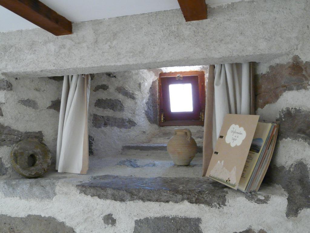 Chambre D'Hotes Grange De La Bastide Laveissière Cameră foto